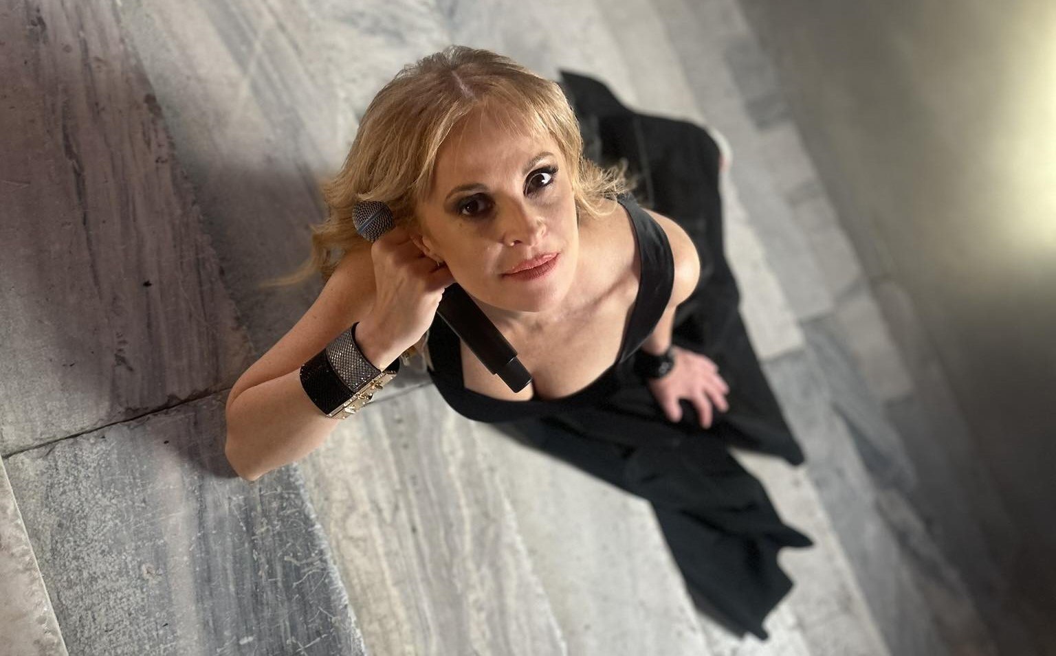 Ρεμπέτισσες, φωνές που αντέχουν στον χρόνο: Η Ηρώ Σαΐα στο Θέατρο Άλσος