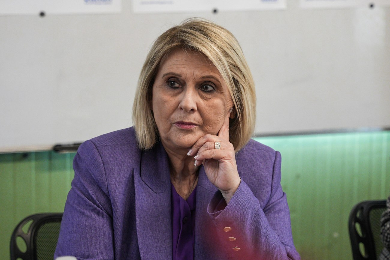 Νέες προκλητικές δηλώσεις της Βούλτεψη κατά της Κοβέσι: Αποπομπή από την ΚΟ της ΝΔ ζητά το ΠΑΣΟΚ