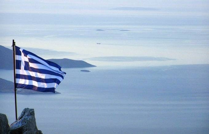 Ιγν. Καϊτεζίδης: «Η γαλανόλευκη σύμβολο της πατρίδας και των αγώνων της για Ελευθερία»