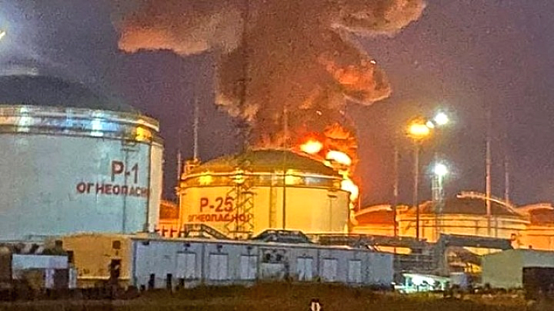 Ουκρανικές δυνάμεις πλήττουν διυλιστήριο πετρελαίου στη Ρωσία