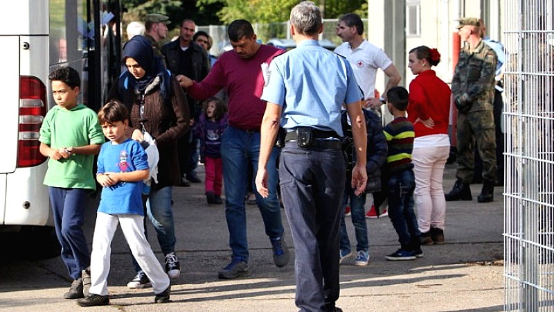 Σημαντική πτώση του αριθμού αιτούντων άσυλο στη Γερμανία