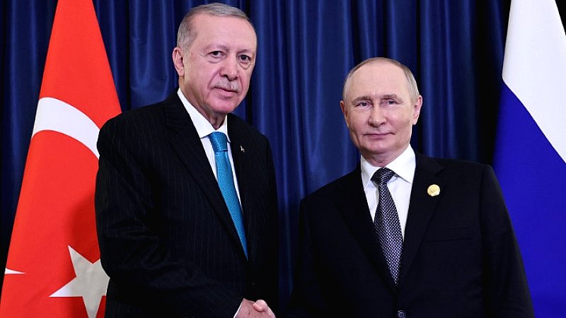 Σημαντική τηλεφωνική επικοινωνία Ερντογάν – Πούτιν για την ειρηνική διαδικασία στην Ουκρανία