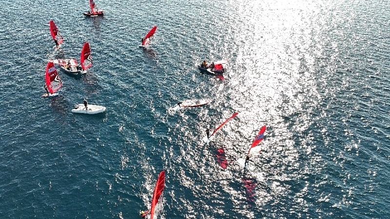 34η Διεθνής Ιστιοπλοϊκή Εβδομάδα Αθηνών 2025: Θριαμβευτές στην κλάση iQFOiL