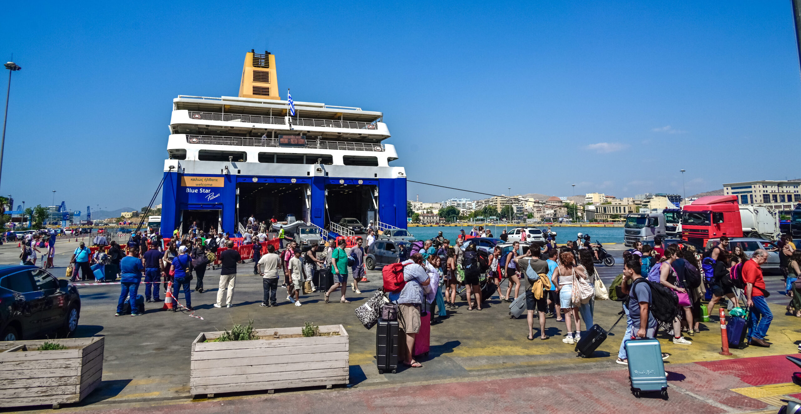 «Ψυχροπολεμική» αντιπαράθεση ΗΠΑ – Κίνας για τον Πειραιά: Οι παρεμβάσεις Γκίλφοϊλ και τα σχέδια για νέο λιμάνι στην Ελευσίνα