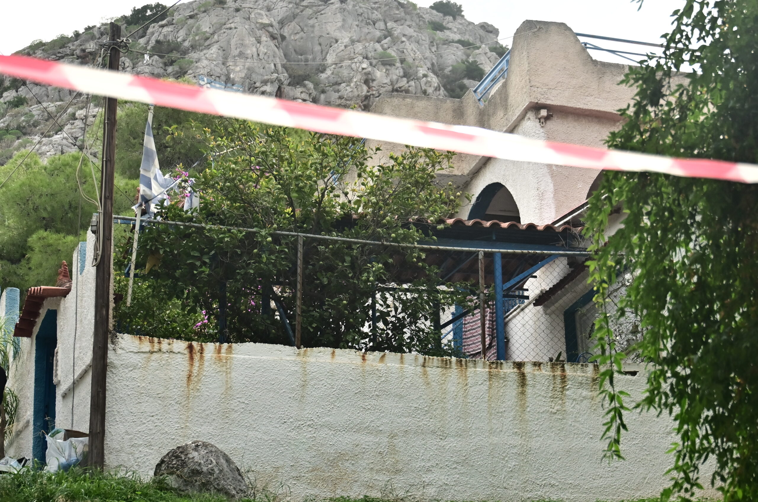 Σαλαμίνα: Πώς οι Αρχές «ξεσκέπασαν» την 46χρονη – Οι ύστατες στιγμές της πεθεράς, έψελνε το «Πάτερ Ημών» πριν δολοφονηθεί