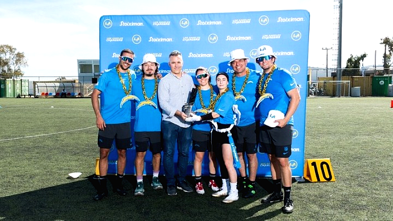 Από το Λος Άντζελες στη Σαντορίνη: Η επανάσταση του flag football στην Ελλάδα