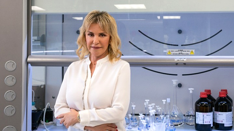 Βράβευση της Ιουλίας Τσέτη για την επιχειρηματικότητα, την επιστήμη και την κοινωνική προσφορά από την ΠΕΦΝΙ