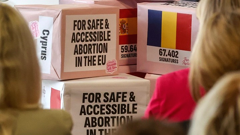 Αυξανόμενη απειλή για το δικαίωμα στην άμβλωση στην Ευρώπη, προειδοποιεί η Διεθνής Αμνηστία