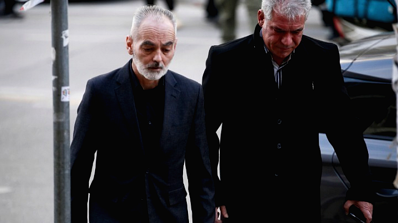 Δικαστική διαδικασία για τη δολοφονία του Άλκη Καμπανού – «Ορισμένοι ανεγκέφαλοι επιδιώκουν τη συνέχιση της βίας», αναφέρει ο πατέρας του