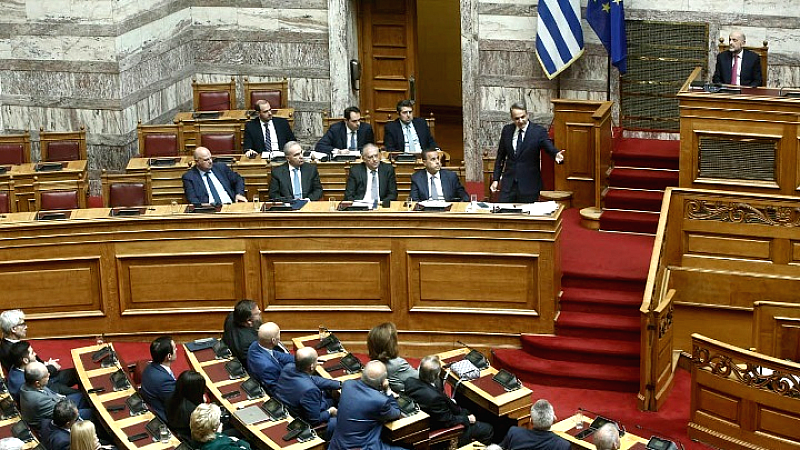 Η νέα διάταξη «χρονο-κόφτης» στην «ώρα του πρωθυπουργού» μειώνει τη διάρκεια της συζήτησης