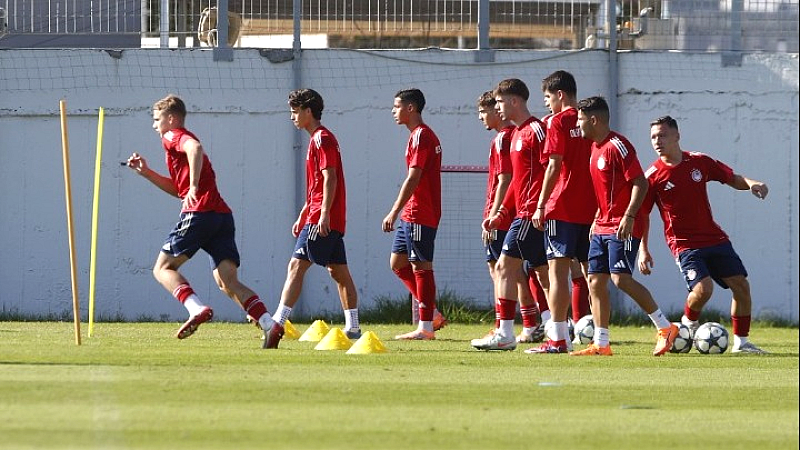 Ολυμπιακός: Εντυπωσιακή ανατροπή από 0-2 σε 2-2 κόντρα στην Αϊντχόφεν