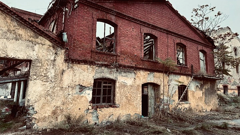 ΦΙΞ Αθήνας και Θεσσαλονίκης: Μια ιστορία αναγέννησης και πολιτισμού