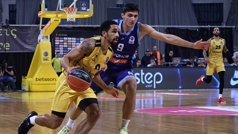 Άρης: Πρωταγωνιστής στην τρίτη περίοδο, κερδίζει τη Μύκονο