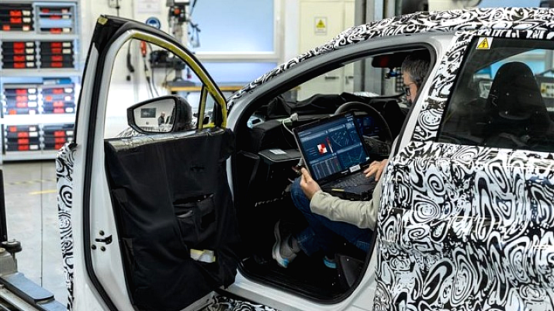 Η Nissan φέρνει πιο γρήγορα τα μοντέλα της στους πελάτες με τη δύναμη της τεχνητής νοημοσύνης