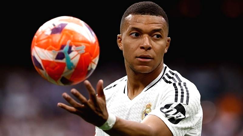 Αξίωση 240 εκατομμυρίων ευρώ από την Παρί Σεν Ζερμέν προς τον Μπαπέ