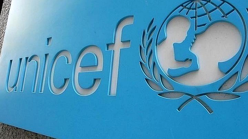 Η UNICEF καταγγέλλει την απαγόρευση εισόδου σύριγγες για τον εμβολιασμό παιδιών στη Γάζα