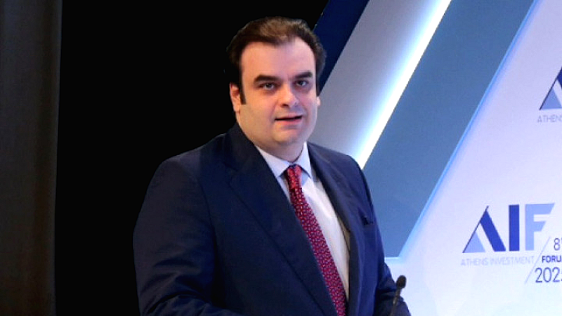 «Η ελευθερία κερδίζεται με γενναιότητα και διατηρείται με ευθύνη»: Το μήνυμα Πιερρακάκη για την επέτειο του Πολυτεχνείου