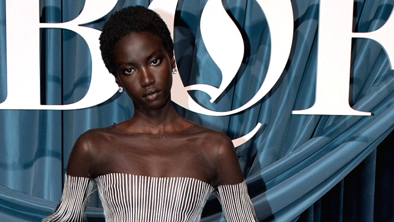 Η Άνοκ Γιάι ανακηρύχθηκε «Μοντέλο της Χρονιάς» από το BFC πριν από τα Fashion Awards 2025