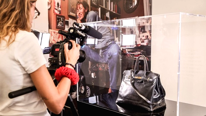 Η μοναδική τσάντα Birkin αποκαλύπτεται στην Ιαπωνία μετά την εξωφρενική αγορά των 8,6 εκατ. ευρώ