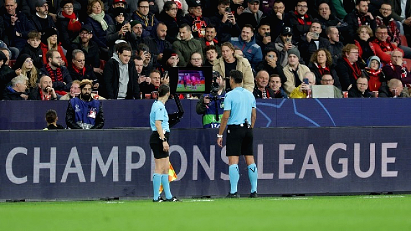 IFAB: Νέες προτάσεις για διαιτησία και VAR στην ευρωπαϊκή ποδοσφαιρική συνάντηση
