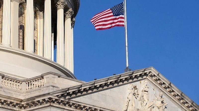 ΗΠΑ: Δημοσιονομική παράλυση και μειώσεις στις πτήσεις από την Παρασκευή