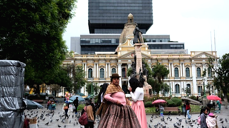 Η νέα κυβέρνηση της Βολιβίας χωρίς εκπροσώπηση των αυτόχθονων