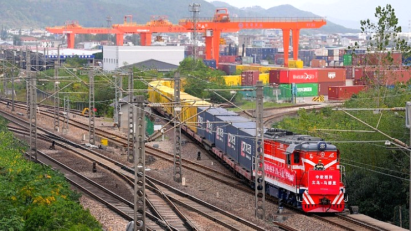 Κίνα: Εντυπωσιακή αύξηση 63,2% στη διακίνηση εμπορευμάτων μέσω του Νέου Διεθνούς Εμπορικού Διαδρόμου