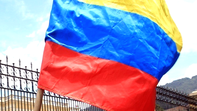 Κολομβία: Διαθεσιμότητα στρατηγού και επικεφαλής υπηρεσίας πληροφοριών λόγω αποκαλύψεων