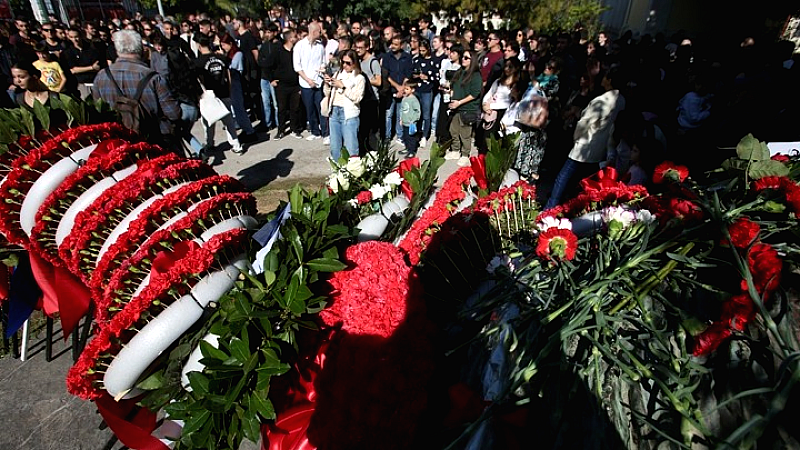 Συγκίνηση και εορτασμός για την 52η επέτειο του Πολυτεχνείου