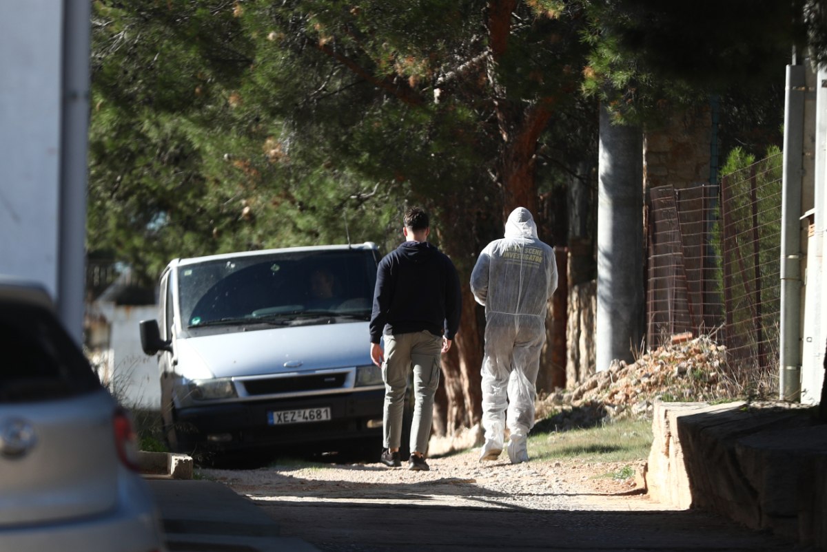 Νέα Πέραμος: «Δεν μου έδινε να πιω κι έγινε το κακό», είπε ο αδελφοκτόνος – Κατήγγειλε έξι φορές τα αδέρφια του για ενδοοικογενειακή βία