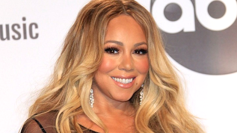 Η επιστροφή του Χριστουγεννιάτικου ύμνου της Μαράια Κάρεϊ στο Billboard Hot 100 νωρίτερα από ποτέ