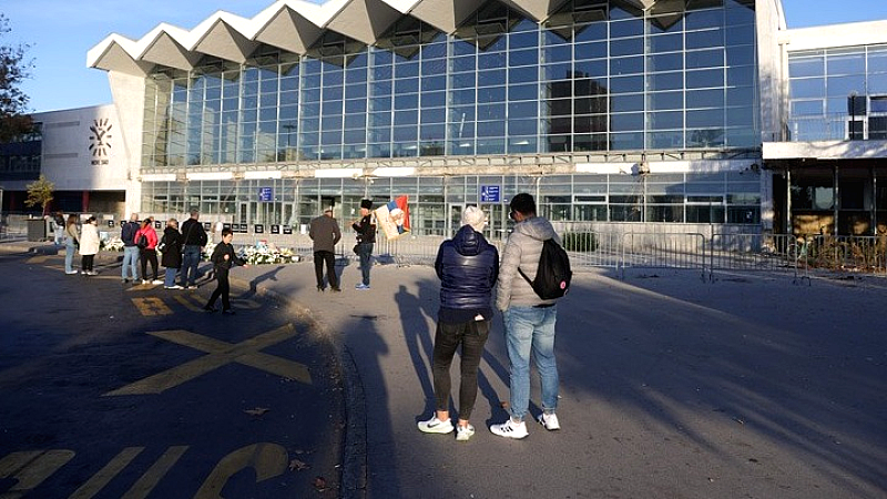 Ενημέρωση και μνήμη στο Νόβι Σαντ για τα θύματα της τραγωδίας στον σιδηροδρομικό σταθμό