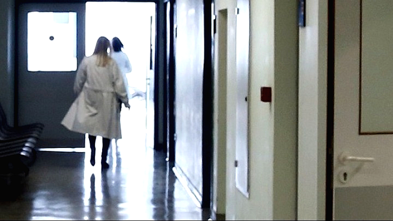 Μενίδι: Τραγικό περιστατικό με 14χρονη έγκυο μετά από επίθεση της μητέρας της