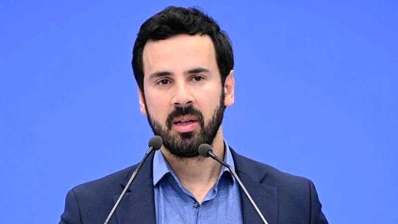 Νίκος Ρωμανός: Αντί να προχωρήσουμε στο μέλλον, ο Αλέξης Τσίπρας μας γυρίζει στο παρελθόν