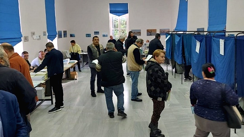 Εκλογές ΝΔ: 122.000 μέλη συμμετείχαν στην εκλογή 2.500 εκπροσώπων