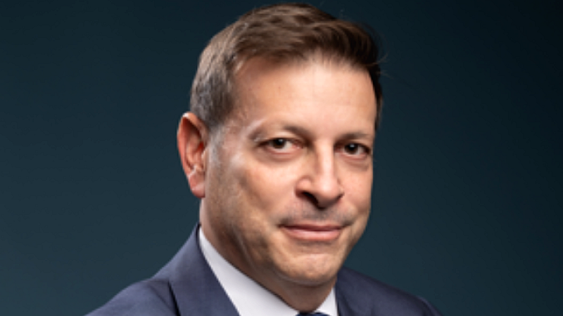 Αλλαγή ηγεσίας στον Διεθνή Αερολιμένα Αθηνών με την τοποθέτηση του Γιώργου Καλλιμασιά