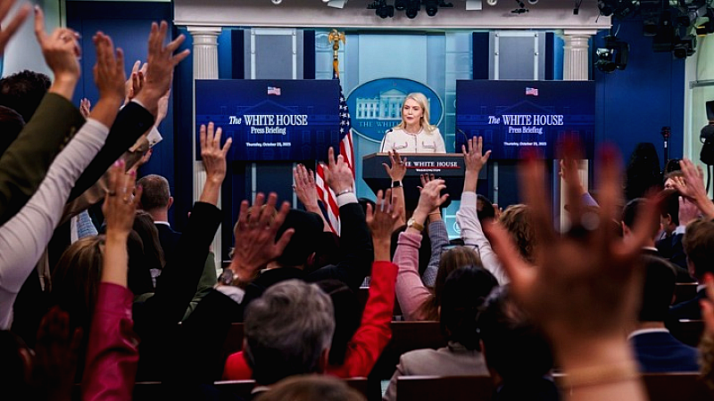 Νέοι περιορισμοί στην πρόσβαση δημοσιογράφων στον Λευκό Οίκο