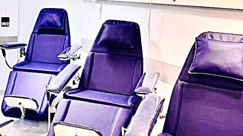 Εγκαίνια νέου θαλάμου χημειοθεραπειών στο νοσοκομείο «Αλεξάνδρα» για την υποστήριξη ογκολογικών ασθενών