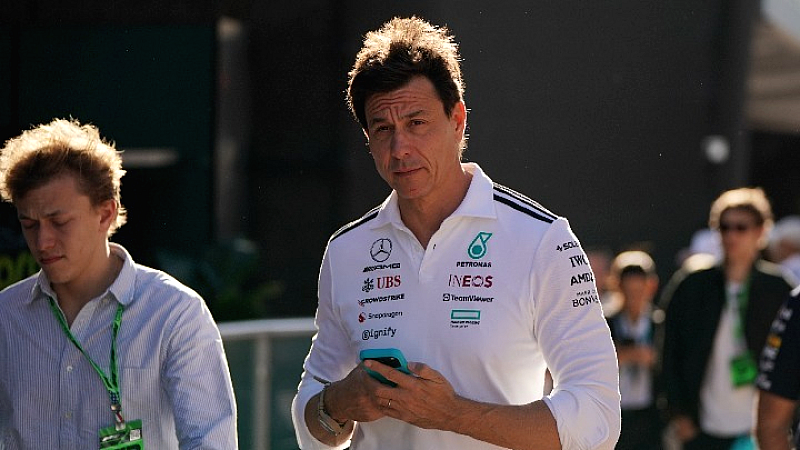 Συζητήσεις του Βολφ για την πώληση μεριδίου της Mercedes στην F1