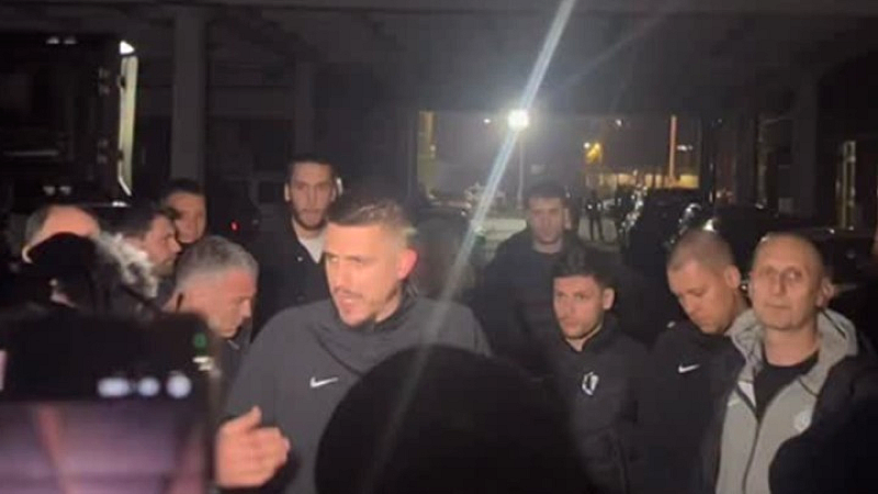 Ο Μαρίνκοβιτς προσπαθεί να ηρεμήσει τους οπαδούς της Παρτιζάν: «Ούτε εμείς ξέρουμε τι συμβαίνει…»