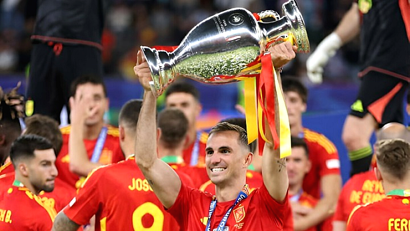 Ο Ρουίθ διατηρεί αήττητο σερί 40 αγώνων με την εθνική Ισπανίας