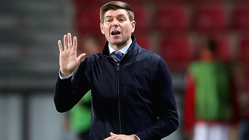 «Επιτακτική ανάγκη λύσεων για τον Σλοτ: Η Λίβερπουλ σε κρίση»