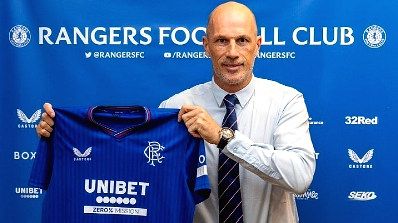 Αλλαγές στον πάγκο της Νόριτς: Οχι από τον Τόμασον, συμφωνία με Κλεμάν