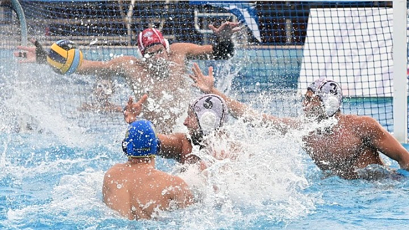 Η Βουλιαγμένη συνεχίζει αήττητη στην κορυφή