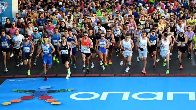 Έναρξη για τον 42ο Αυθεντικό Μαραθώνιο: Οι κορυφαίοι δρομείς ετοιμάζονται