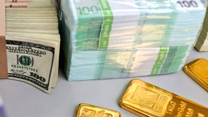 Oxfam: Τα κέρδη των δισεκατομμυριούχων της G20 θα μπορούσαν να τερματίσουν τη φτώχεια