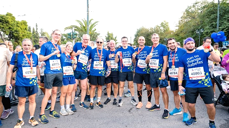 Δημιουργική συμμετοχή πάνω από 1000 δρομέων της Novo Nordisk Hellas στον 42ο Αυθεντικό Μαραθώνιο Αθηνών για την προώθηση της αλλαγής στον σακχαρώδη διαβήτη