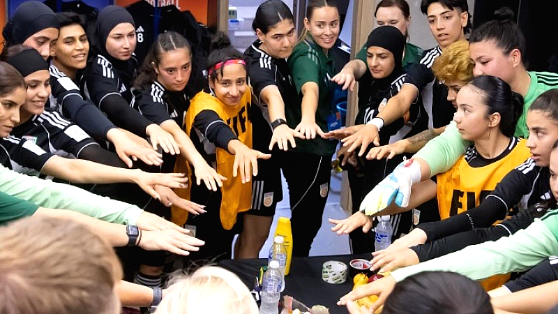 Το ποδόσφαιρο ως πηγή έμπνευσης και αντίστασης για τις Αφγανές παίκτριες