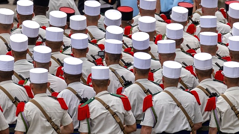 Σοκ στη Γαλλία: Η προειδοποίηση του στρατηγού για την προετοιμασία της χώρας απέναντι σε ενδεχόμενο πολέμου