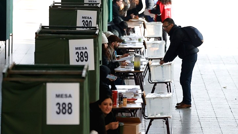 Προεδρικές εκλογές στη Χιλή: Οι εντάσεις ενόψει της κρίσιμης αναμέτρησης